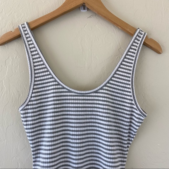 Wilfred Free Size Small Grey White Striped Scoop Neck Thong Body Suit Top - Picture 2 of 8